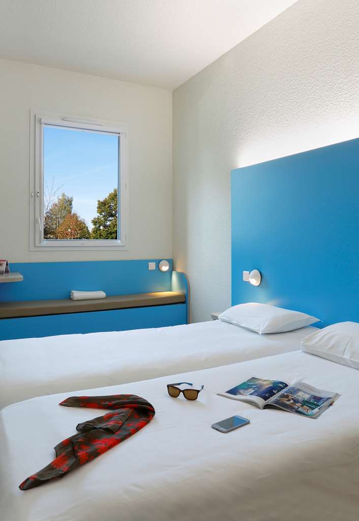 First Inn Hotel Paris Sud Les Ulis Chambre photo